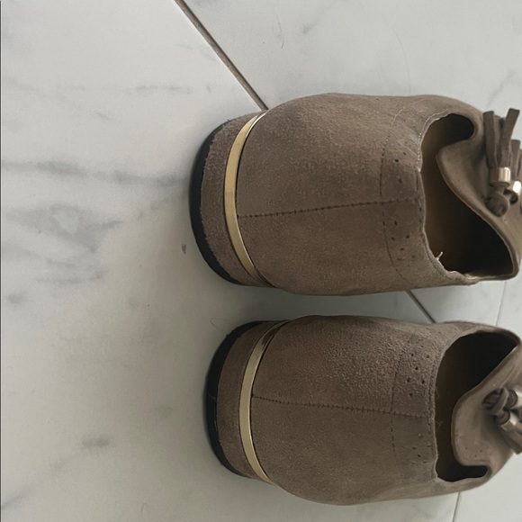 Vince Camuto Brown Tassel Loafers - Picture 5 of 8